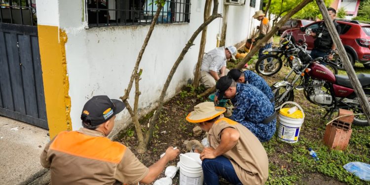 Internos de La #Guafilla apoyan recuperación de espacios escolares