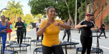 En el marco del Día Mundial de la Seguridad y Salud en el Trabajo, la Administración Municipal realizó jornada de jumping fitness
