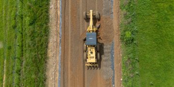 Avanzan obras de pavimentación en el corredor vial Tame–Puerto Rondón en Arauca