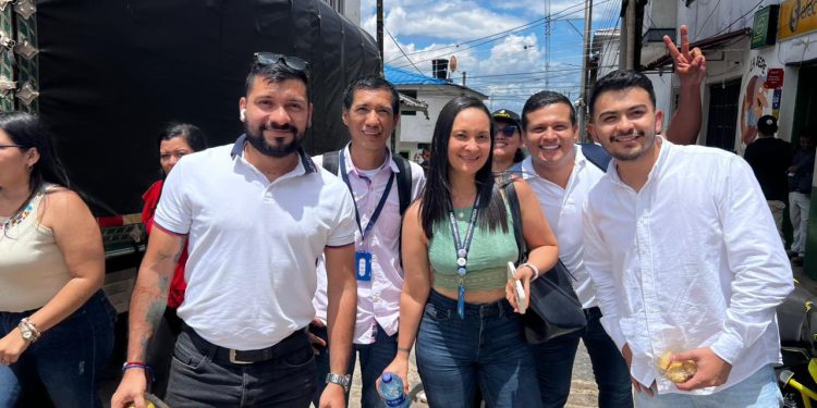 Gerente Ángel Andrés Ávila y su grupo del HORO acompañaron la celebración de los 52 años de vida administrativa de Casanare