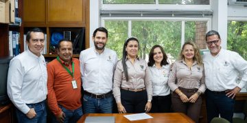 Gobernación de Arauca y Fundación El Alcaraván entregan obras de reparcheo en la vía Caño Limón