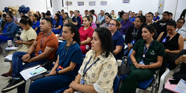 El HORO fortalece la formación en derechos del paciente y trato digno