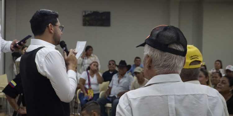 Arauca recibió la fórmula vicepresidencial de Santiago Botero con agenda social y empresarial