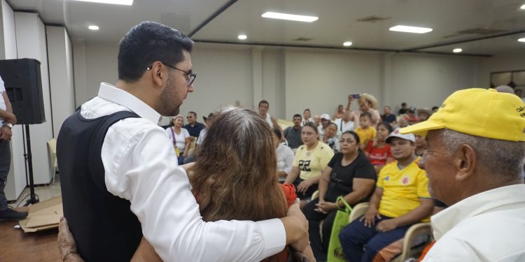 Arauca recibió la fórmula vicepresidencial de Santiago Botero con agenda social y empresarial