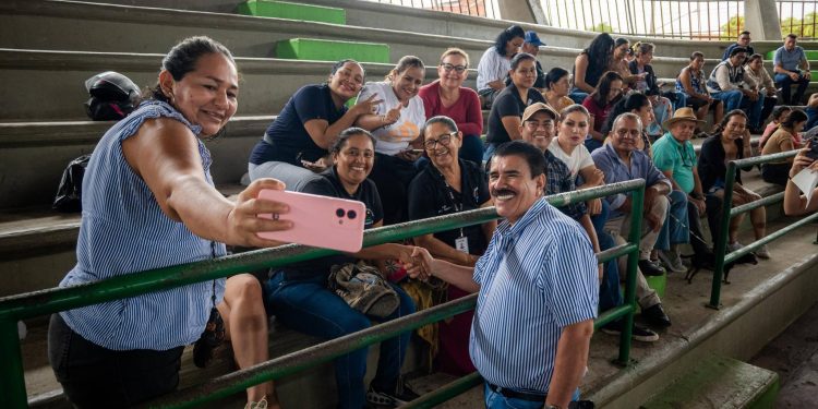 Alcalde Marco Tulio Ruiz dispone lote para la construcción de Punto de Abastecimiento Solidario en la Comuna VI