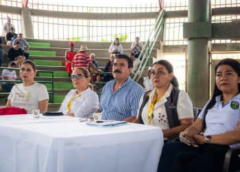 Alcalde Marco Tulio Ruiz dispone lote para la construcción de Punto de Abastecimiento Solidario en la Comuna VI