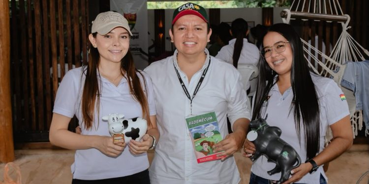Productores de La Patimena fortalecen el campo con sostenibilidad