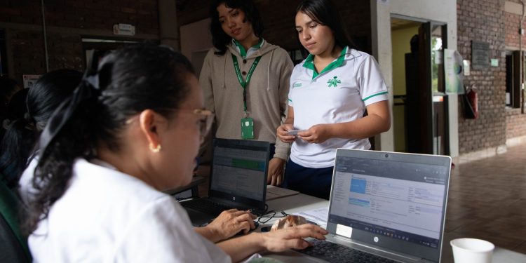Más de 350 atenciones en salud para aprendices del SENA