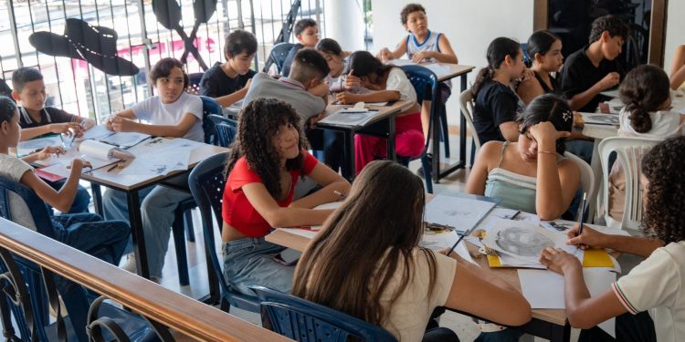 Gobernación de Arauca impulsa formación artística para jóvenes en el municipio de Arauca