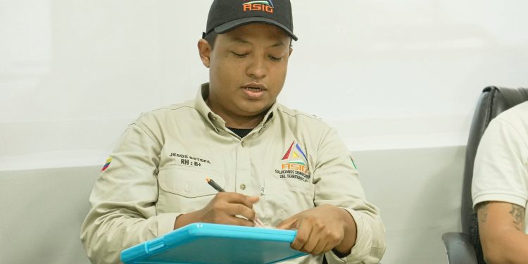 EAAAY fortalece el trabajo comunitario con jornadas de socialización en la Comuna III