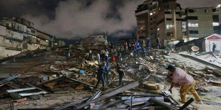 Se eleva a 164 la cifra de fallecidos y a 971 los heridos por terremoto en Venezuela