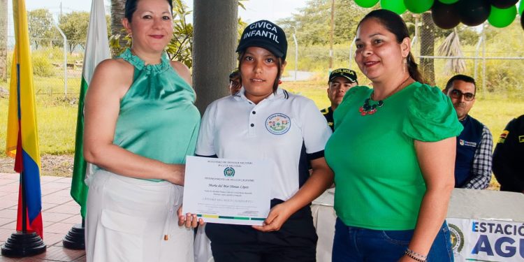 Gestora Social Zulma Sandoval acompaña graduación de Cívicos Infantiles de la Policía en Yopal