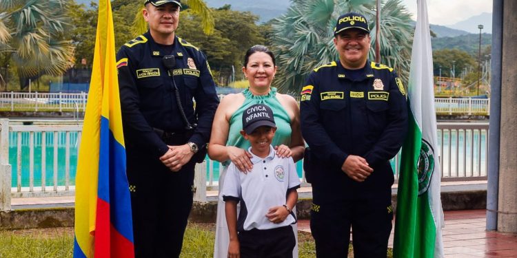 Gestora Social Zulma Sandoval acompaña graduación de Cívicos Infantiles de la Policía en Yopal