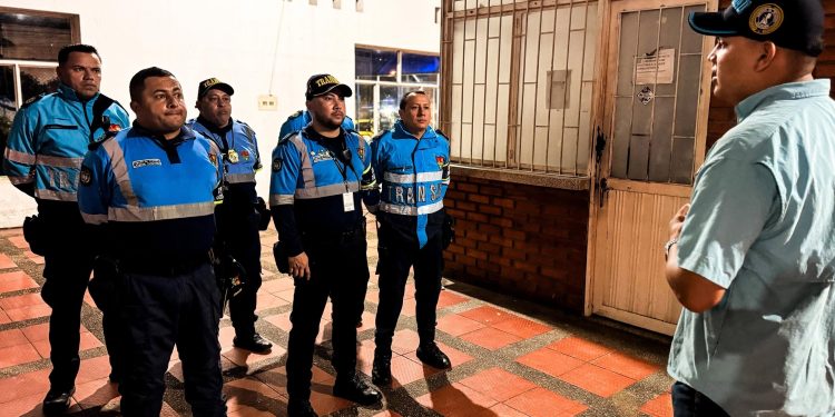 En Yopal, agentes de tránsito adelantan operativos por motos ruidosas