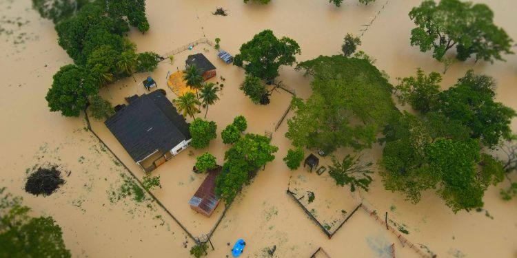 #SOSNunchía: Fuertes lluvias provocan desbordamiento del río Tocaría y afectan a familias en la vereda El Pretexto