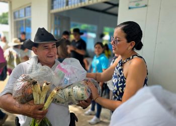 Solidaridad de los casanareños llega a Quebrada Seca en la caravana humanitaria del Gobernador