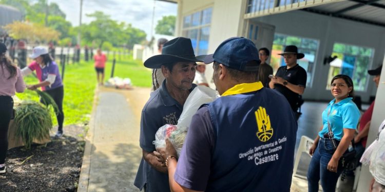 Solidaridad de los casanareños llega a Quebrada Seca en la caravana humanitaria del Gobernador
