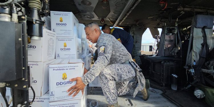 Fuerza Aérea colombiana transportó 1.250 kilos de ayudas humanitarias para la Salina en Casanare
