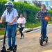 En patineta, Marco Tulio entregó obras de pavimentación en la Carrera 33A