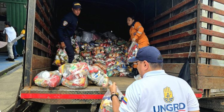 200 familias afectadas por deslizamientos y vendavales fueron atendidas con ayudas humanitarias