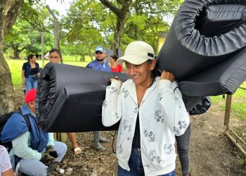 Ya son más de 20 días de emergencia y la ayuda sigue llegando a campesinos con el «agua al cuello»