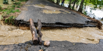 Colapso de alcantarillado interrumpe el paso entre Arauca y el municipio de Arauquita