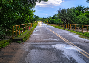 Ya está habilitado el paso en el cruce del caño Guanapalo, cerca del casco urbano de San Luis de Palenque