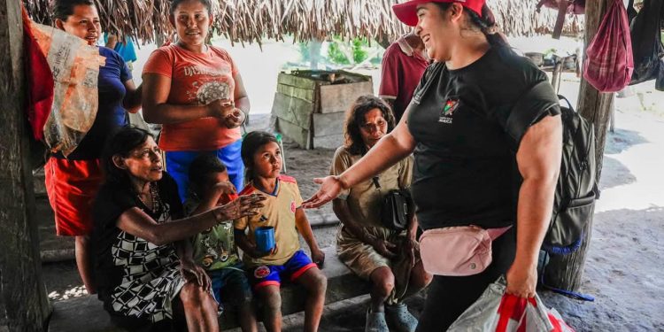 Segundo día de la jornada de atención integral interinstitucional al pueblo Hitnü en Selvas de Lipa fortalece el acceso a derechos de las víctimas