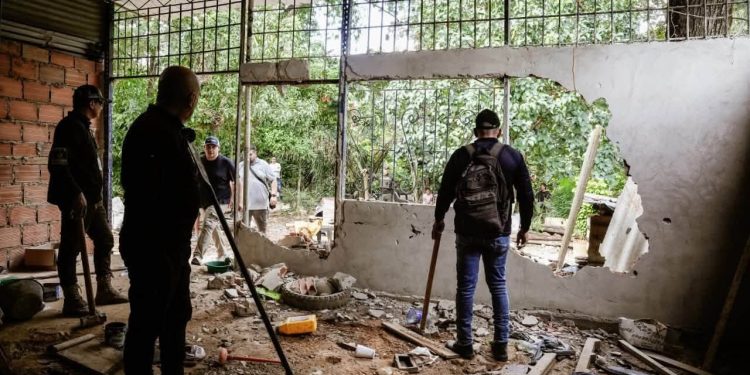 Derriban inmueble utilizado presuntamente para el tráfico de estupefacientes en Yopal