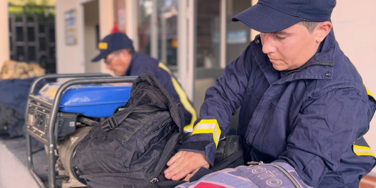 Bomberos de Yopal se alistan para salir a ayudar al Chocó