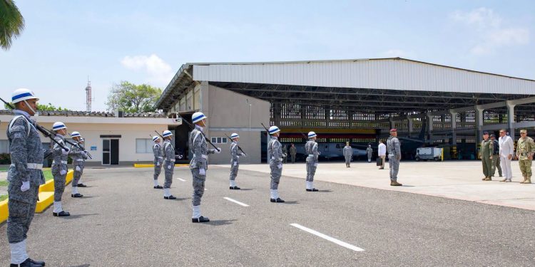 El ministro de Defensa, MG (r) General Jorge Mora, ya está en Barranquilla para acompañar al presidente Abelardo De La Espriella y al gabinete nacional en el Consejo de Ministros