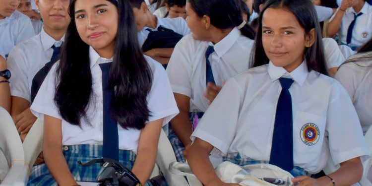 Instutución Educativa San Agustín de Aguazul celebró sus 47 años de trayectoria