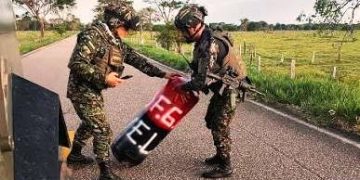 Denuncian presuntos retenes ilegales y revisión de celulares a viajeros en la vía Tame – Fortul