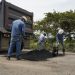 Gobernación de Casanare fortalece el mantenimiento vial con bacheo y colocación de sobrecarpeta asfáltica