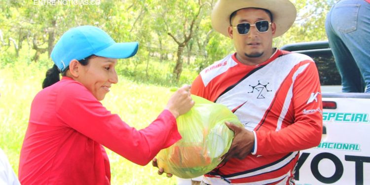 Continúan llegando ayudas a familias afectadas por las inundaciones en Trinidad