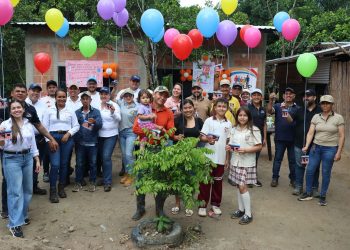 Dos familias de Arauquita recibieron las llaves de sus nuevas viviendas