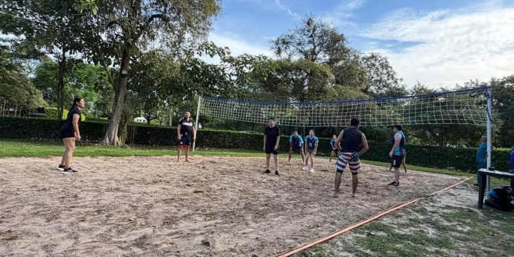 Culminó con éxito el Campeonato de Vóley Playa HORO