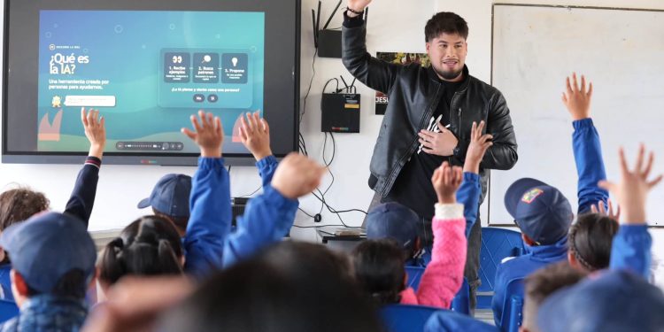 #SuperGober llevó tecnología, aprendizaje y diversión a estudiantes de Caldas