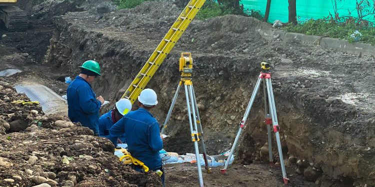 Avanza ampliación e instalación de tubería de 60 pulgadas en la calle 40