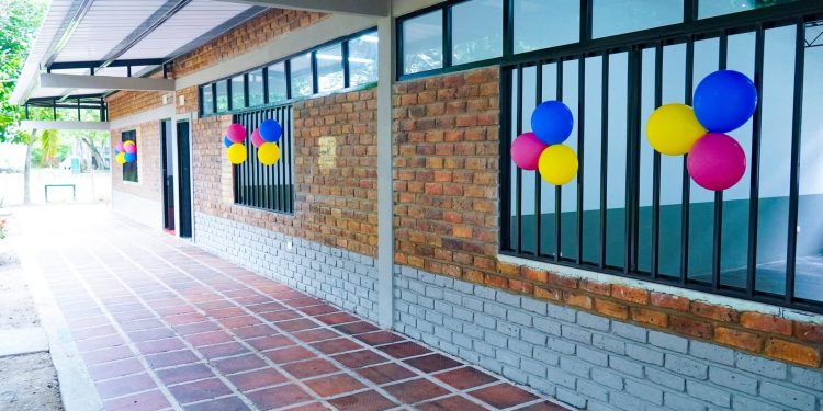 La Inmaculada estrena cuatro aulas renovadas para sus estudiantes