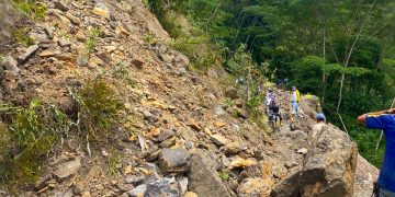 Paso interrumpido en la Ruta de la Soberanía por deslizamiento en Barranca Blanco