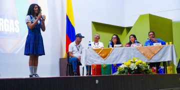 Estudiantes hicieron de la palabra una herramienta para expresar sus ideas