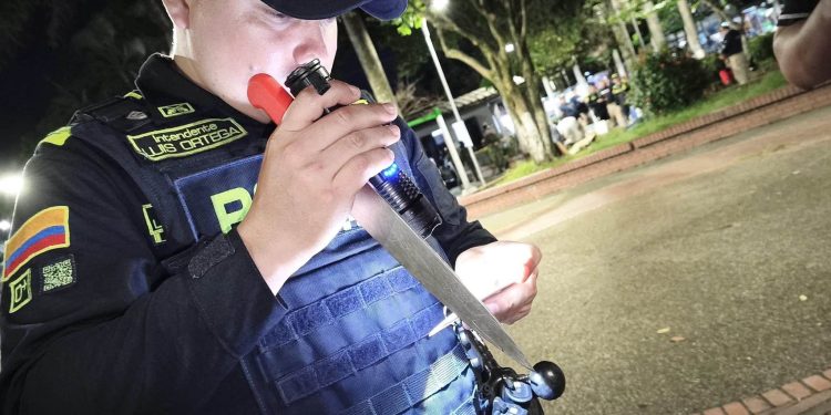 Operativo nocturno de Marco Tulio dejó 10 extranjeros en manos de Migración Colombia