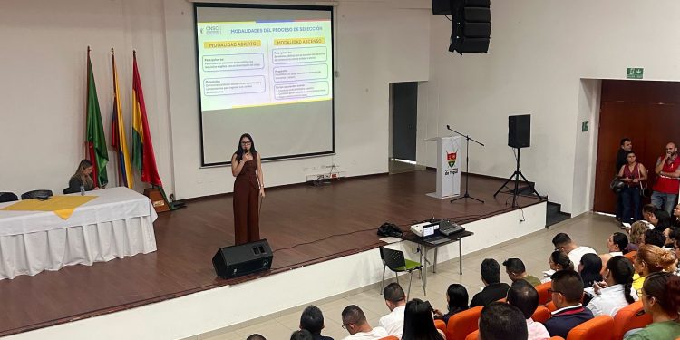 CNSC socializó oportunidades de acceso al empleo público en la capital casanareña